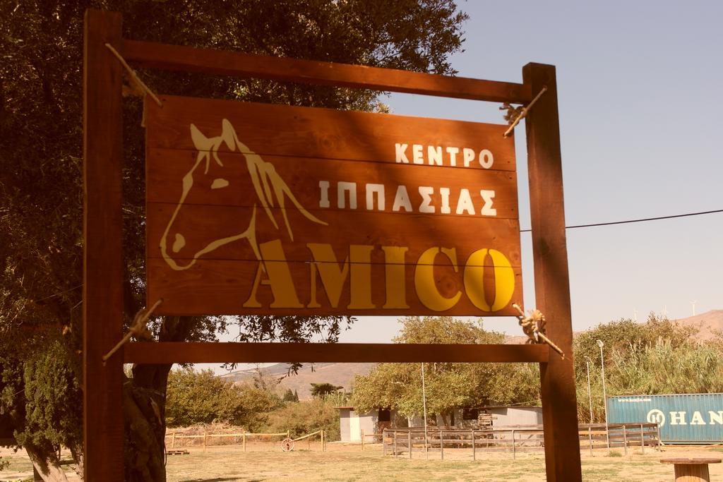 Karystion Hotel Каристос Екстериор снимка