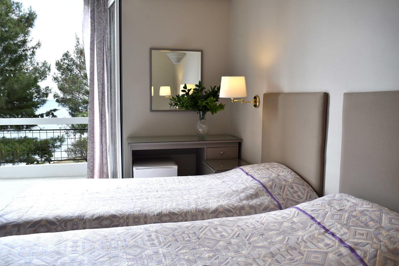 Karystion Hotel Каристос Екстериор снимка