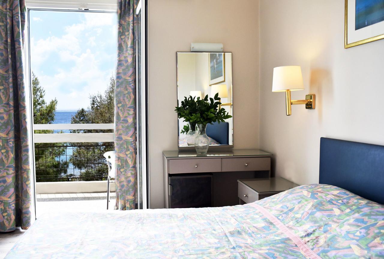 Karystion Hotel Каристос Екстериор снимка