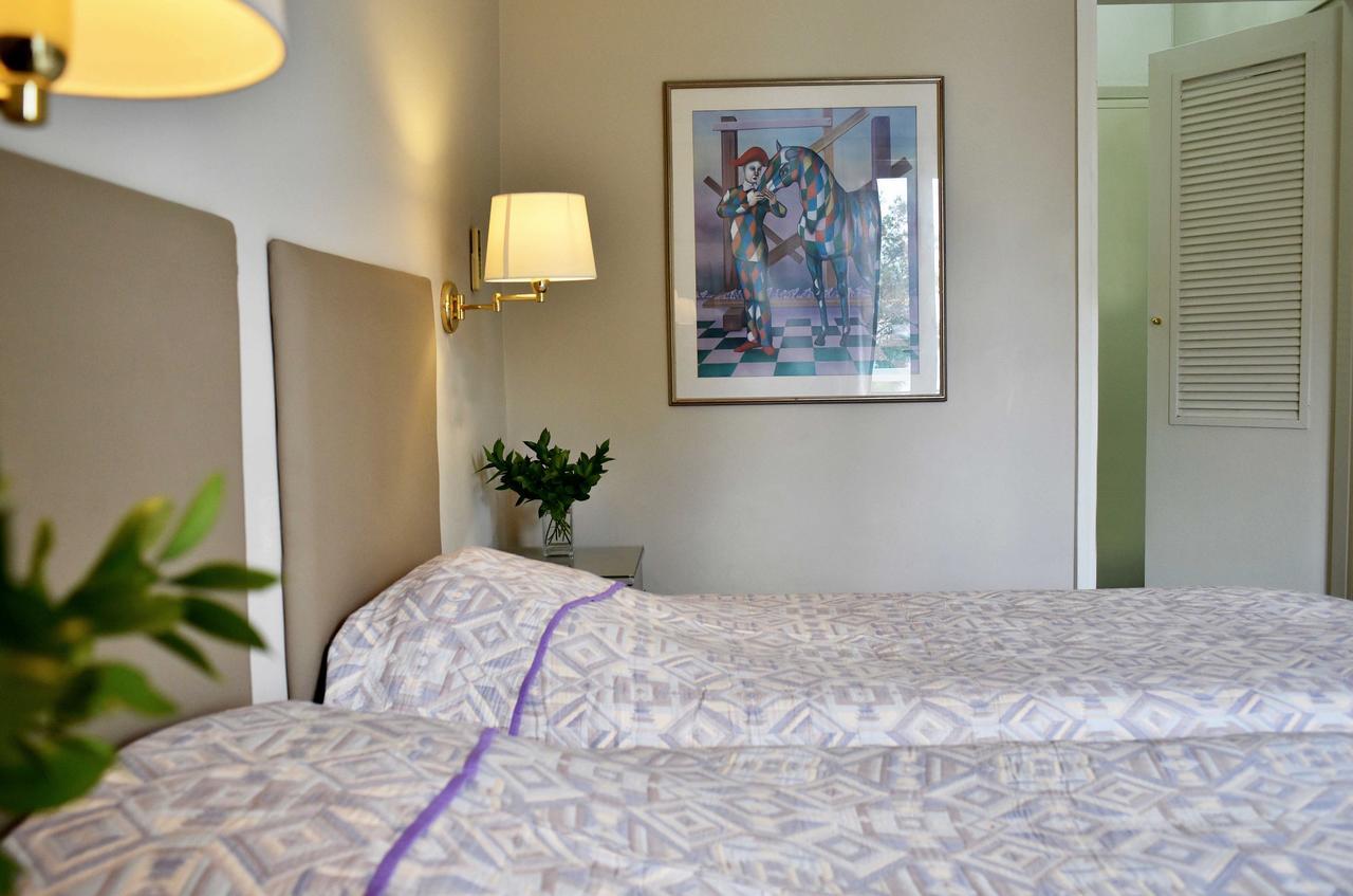 Karystion Hotel Каристос Екстериор снимка